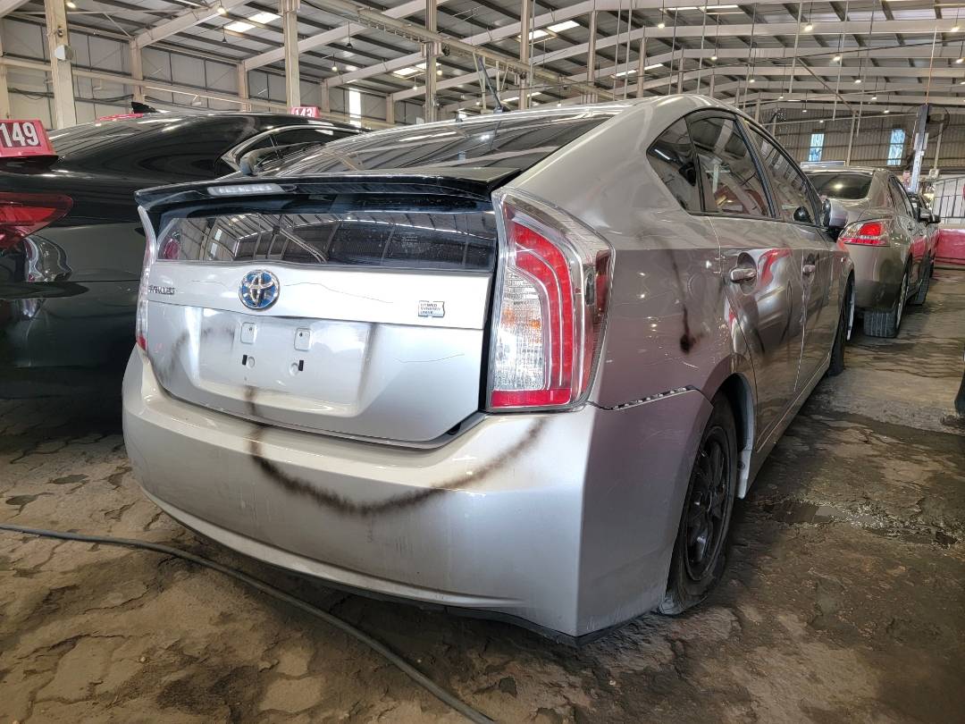 2013 TOYOTA PRIUS — 189871 Miles — Lot 0352623 — Main - Marhaba Auctions Used Cars - Image 3