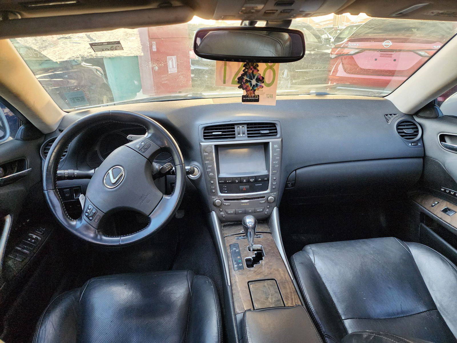 2010 LEXUS IS 250 — 256412 Miles — Lot 40614 — Souq - Marhaba Auctions Used Cars - Image 7