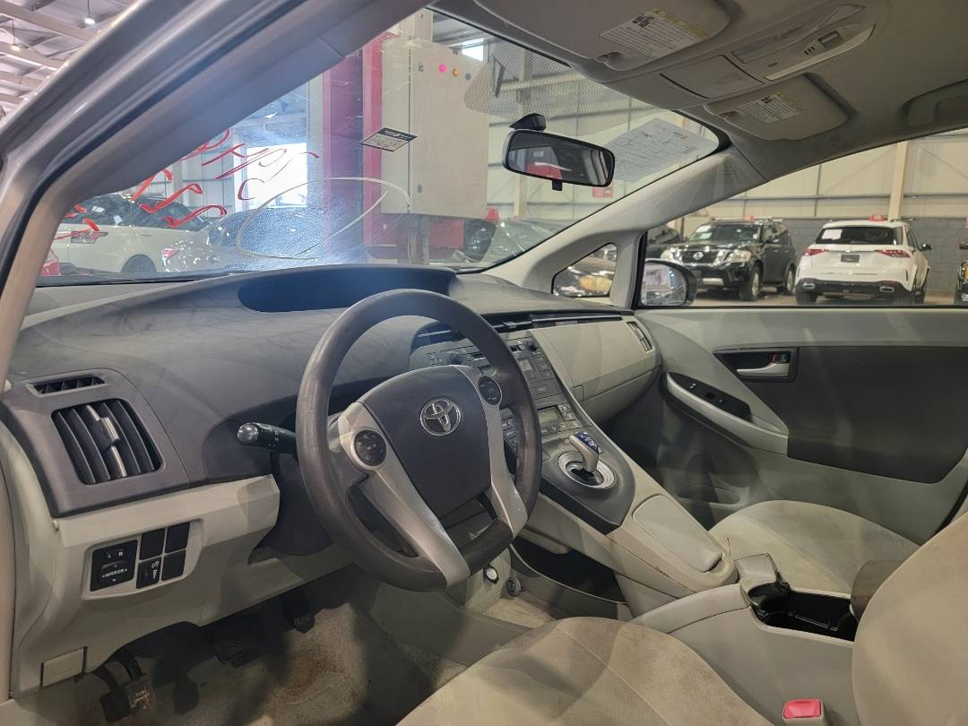 2011 TOYOTA PRIUS — 198528 Miles — Lot 0317230 — Main - Marhaba Auctions Used Cars - Image 6