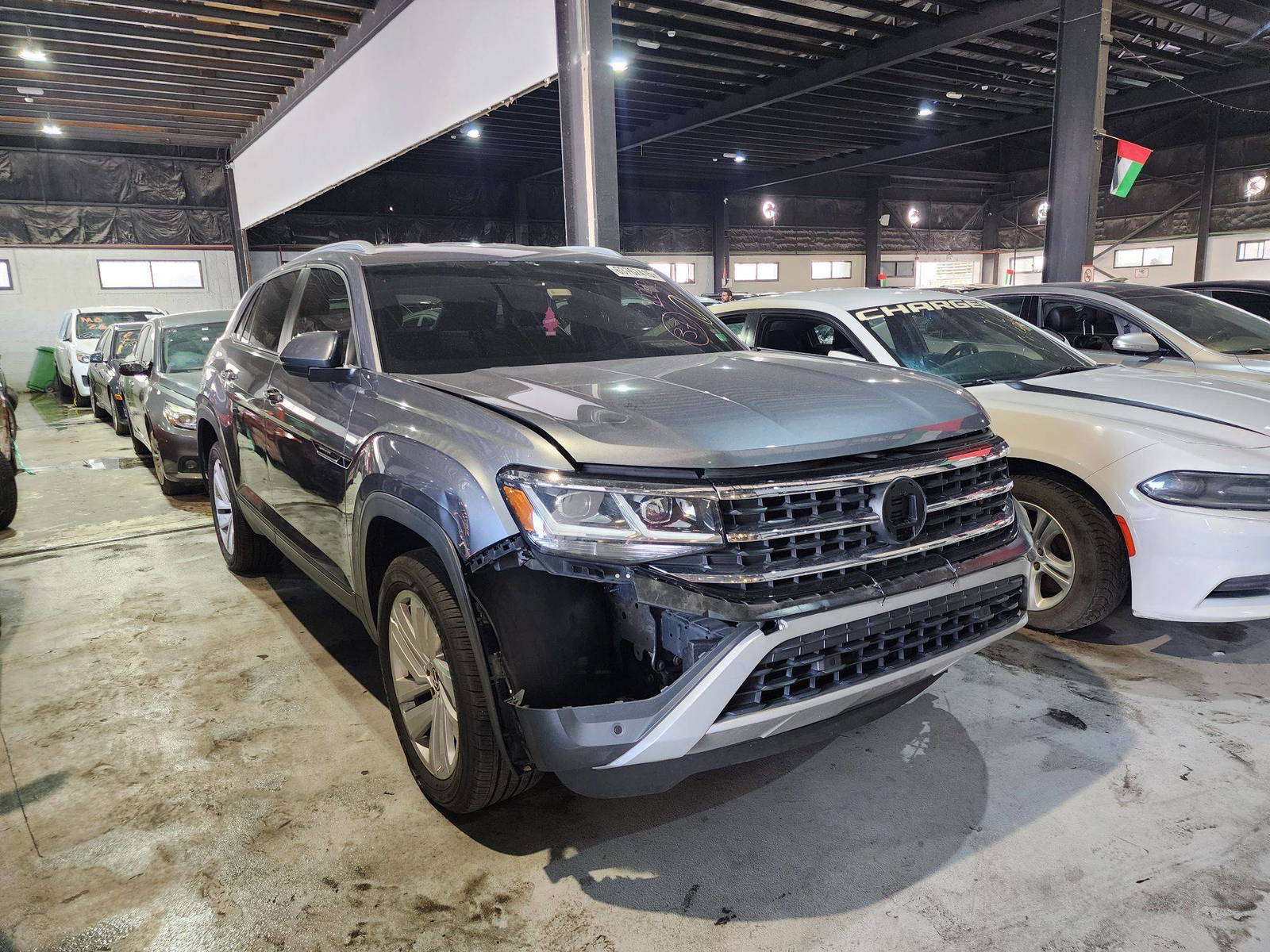 2020 VOLKSWAGEN ATLAS CROSS SPORT SE — 139042 Miles — Lot C212260 — Al Quoz - Marhaba Auctions Used Cars - Image 3