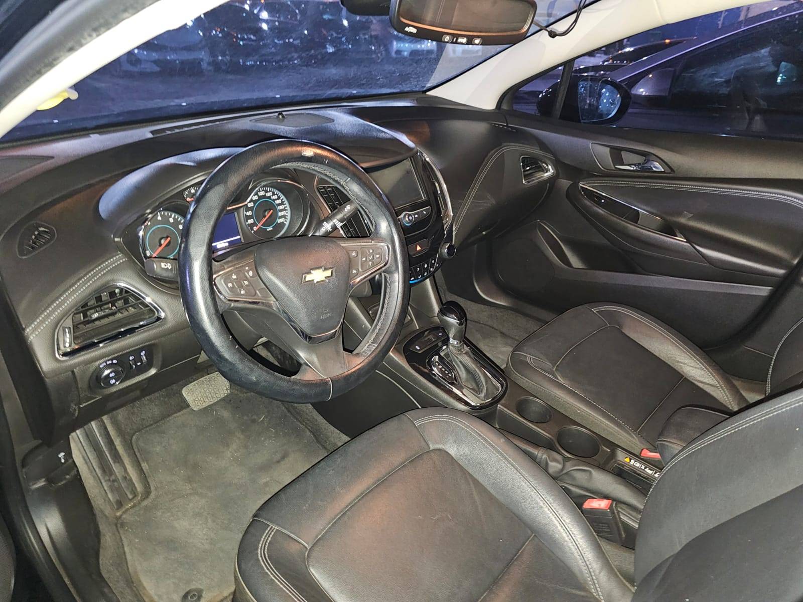 2017 CHEVROLET CRUZE LT — 97048 KM — Lot MDHK619222 - Marhaba Auctions Used Cars - Image 9