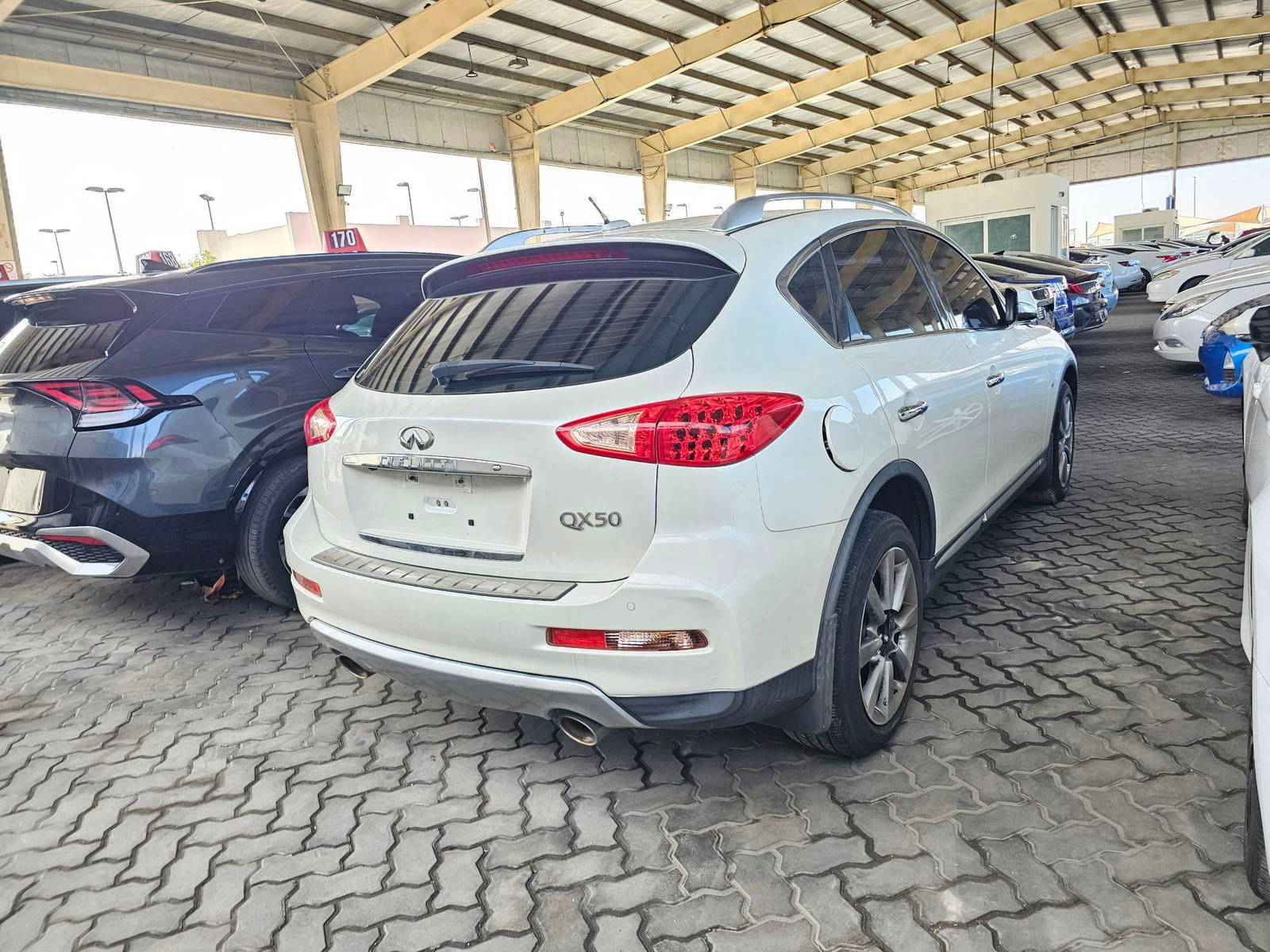 2017 INFINITI QX50 — 112404 Miles — Lot M416008 — Souq - Marhaba Auctions Used Cars - Image 3
