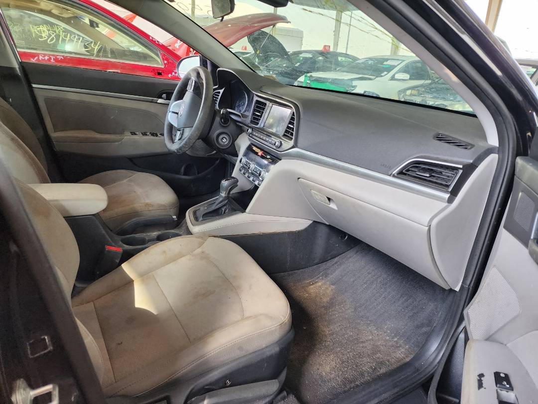 2020 HYUNDAI ELANTRA — 135629 Miles — Lot 44792044 — Souq - Marhaba Auctions Used Cars - Image 6