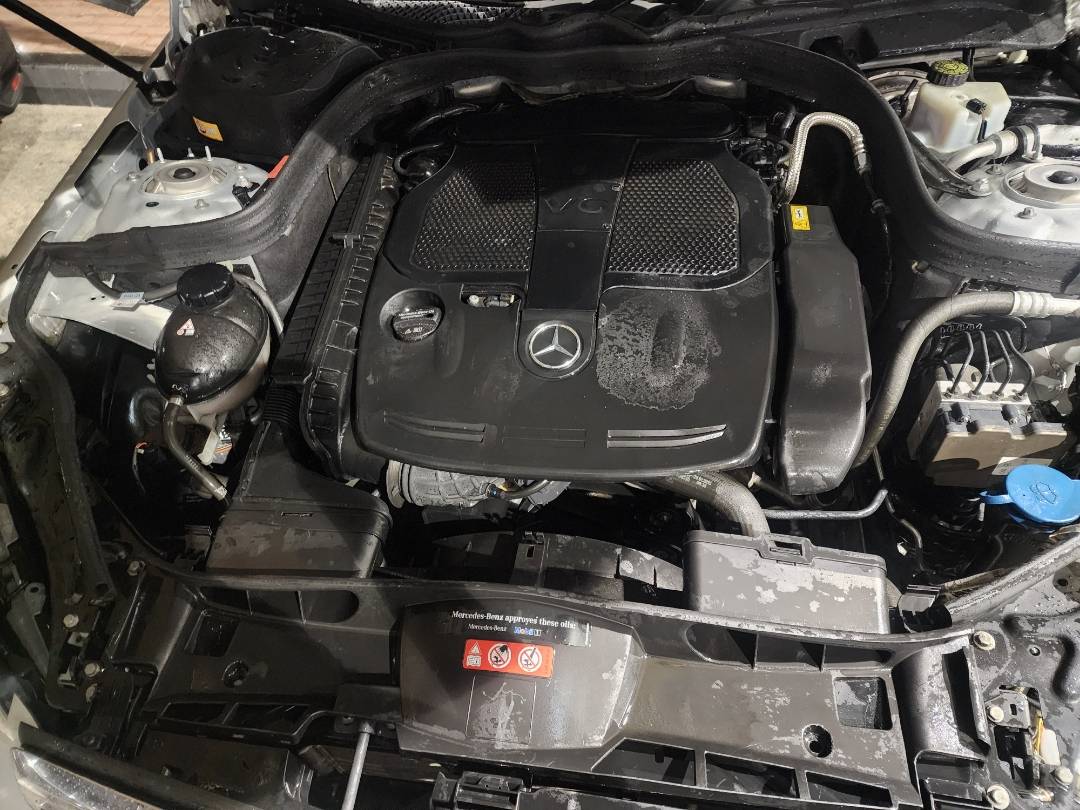 2015 MERCEDES BENZ E 350 — 106453 Miles — Lot 38085715 - Marhaba Auctions Used Cars - Image 6