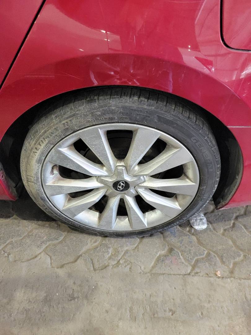 HYUNDAI AZERA 2016 - Marhaba Auction Used Cars - Image 8