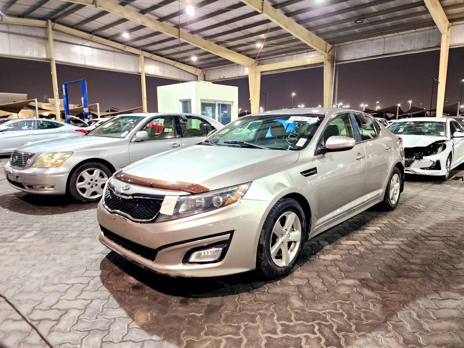 2015 KIA OPTIMA — 153795 Miles — Lot 76253303 — Souq - Marhaba Auctions Used Cars - Image 5
