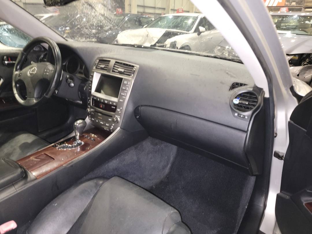 2006 LEXUS IS 250 — 163563 Miles — Lot 68108433 - Marhaba Auctions Used Cars - Image 4