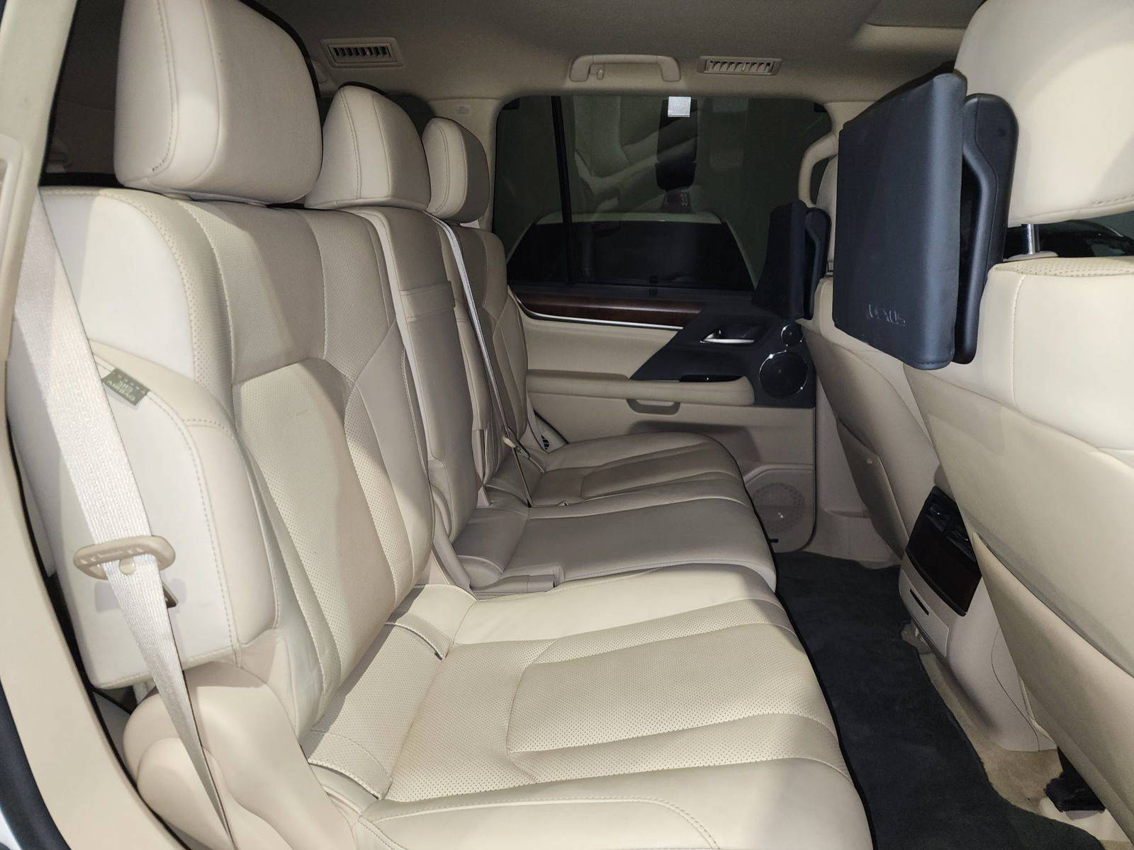2019 LEXUS LX 570 — 23437 Miles — Lot 84558 — Al Quoz - Marhaba Auctions Used Cars - Image 10