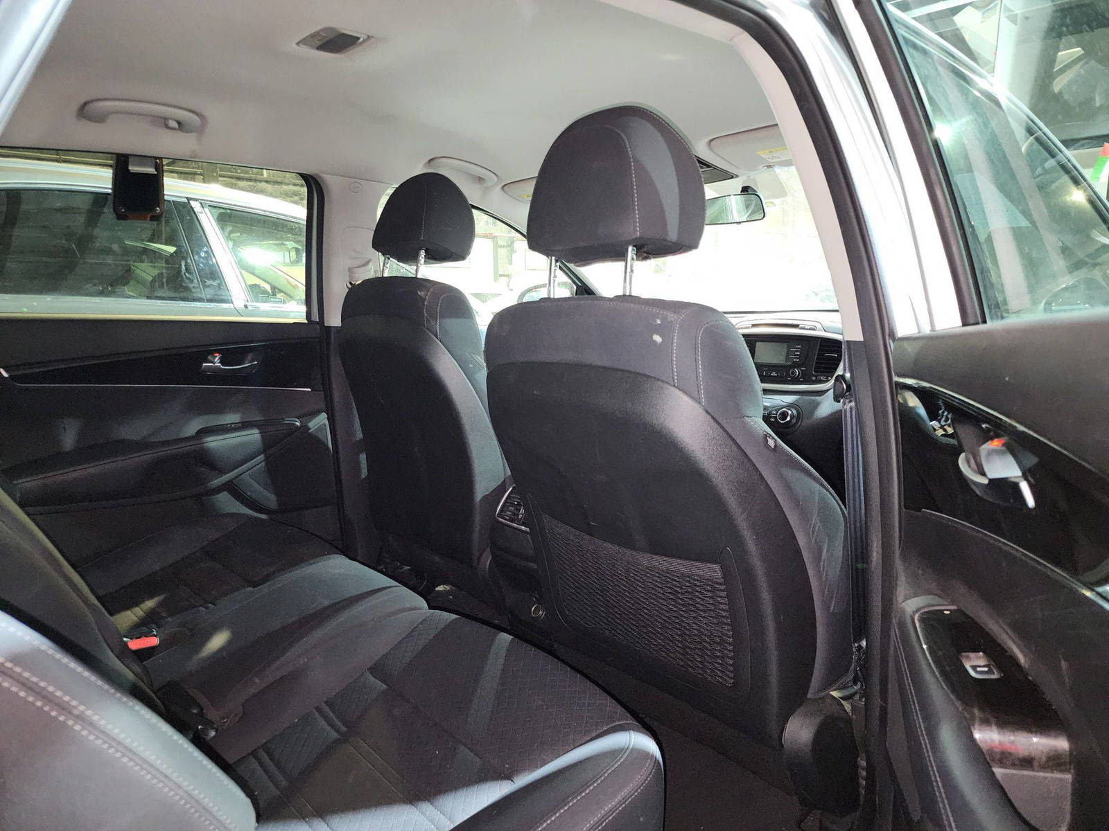 KIA SORENTO 2018 - Marhaba Auction Used Cars - Image 7