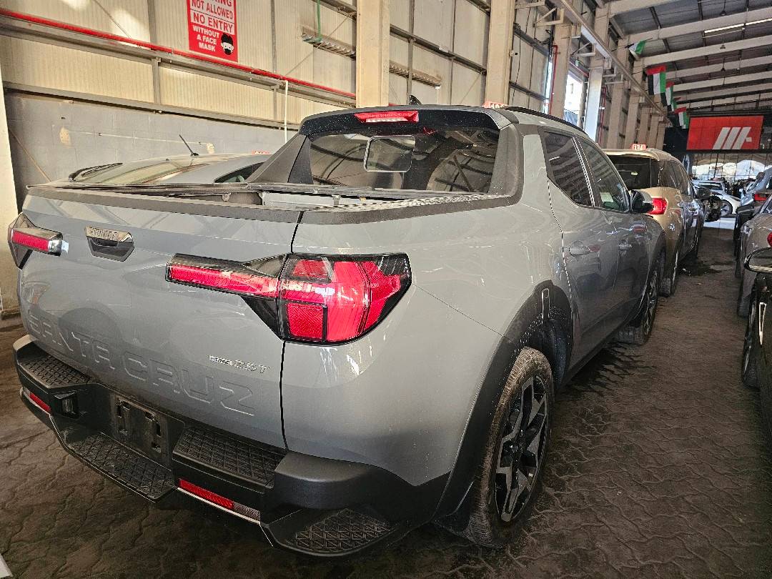 HYUNDAI SANTA CRUZ
