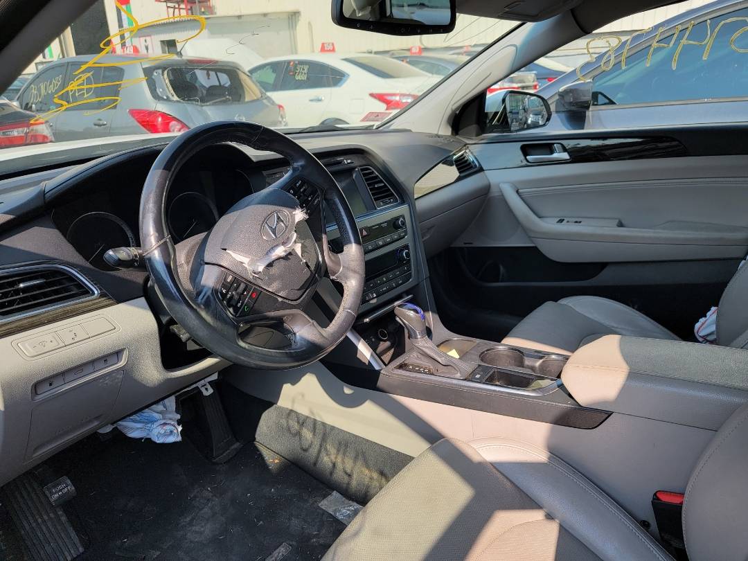 2015 HYUNDAI SONATA — 126796 Miles — Lot 421010361 - Marhaba Auctions Used Cars - Image 6