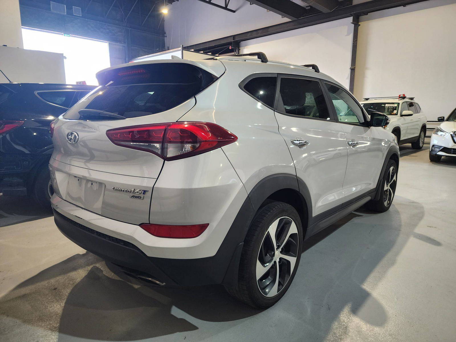 2016 HYUNDAI TUCSON — 116448 Miles — Lot 38922066 — Al Quoz - Marhaba Auctions Used Cars - Image 6