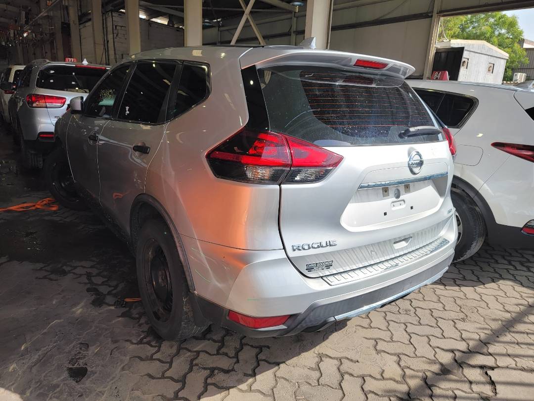 2018 NISSAN ROGUE — 147786 Miles — Lot 45444525 — Souq - Marhaba Auctions Used Cars - Image 3