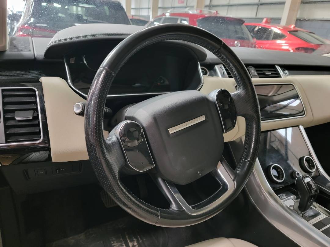 2018 LAND ROVER RANGE ROVER SPORT HSE — 59164 Miles — Lot 50020993 - Marhaba Auctions Used Cars - Image 10