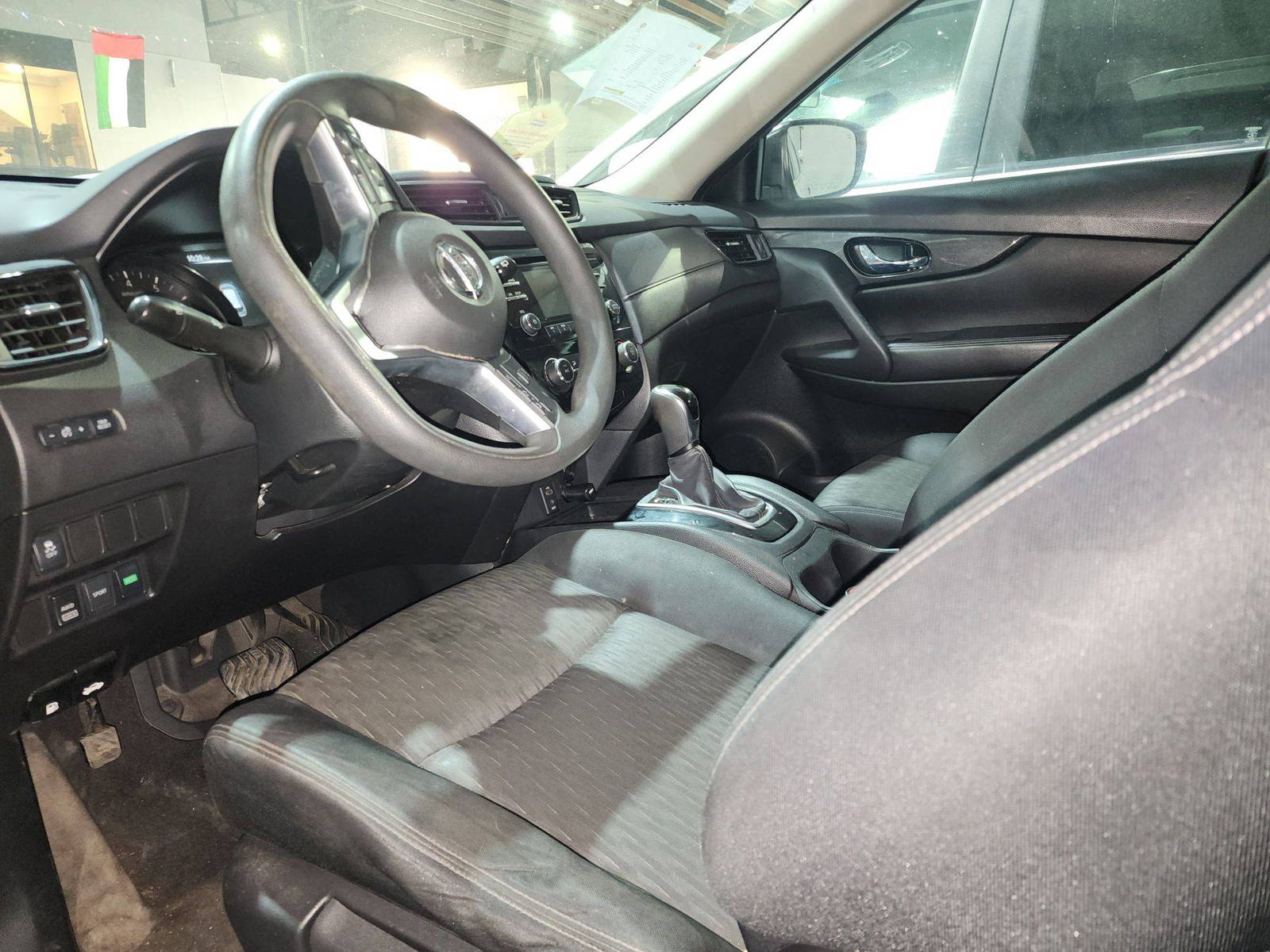 2017 NISSAN ROGUE — 175541 Miles — Lot V6HW008209 — Souq - Marhaba Auctions Used Cars - Image 7