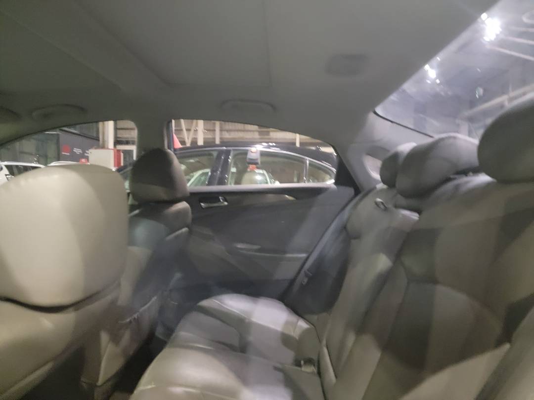 2014 HYUNDAI SONATA — 134322 Miles — Lot 104941 — Main - Marhaba Auctions Used Cars - Image 7