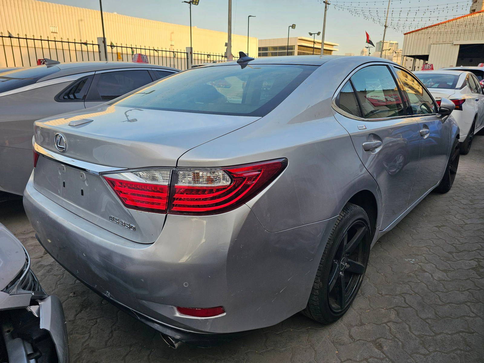 LEXUS ES 350 2014 - Marhaba Auction Used Cars - Image 4