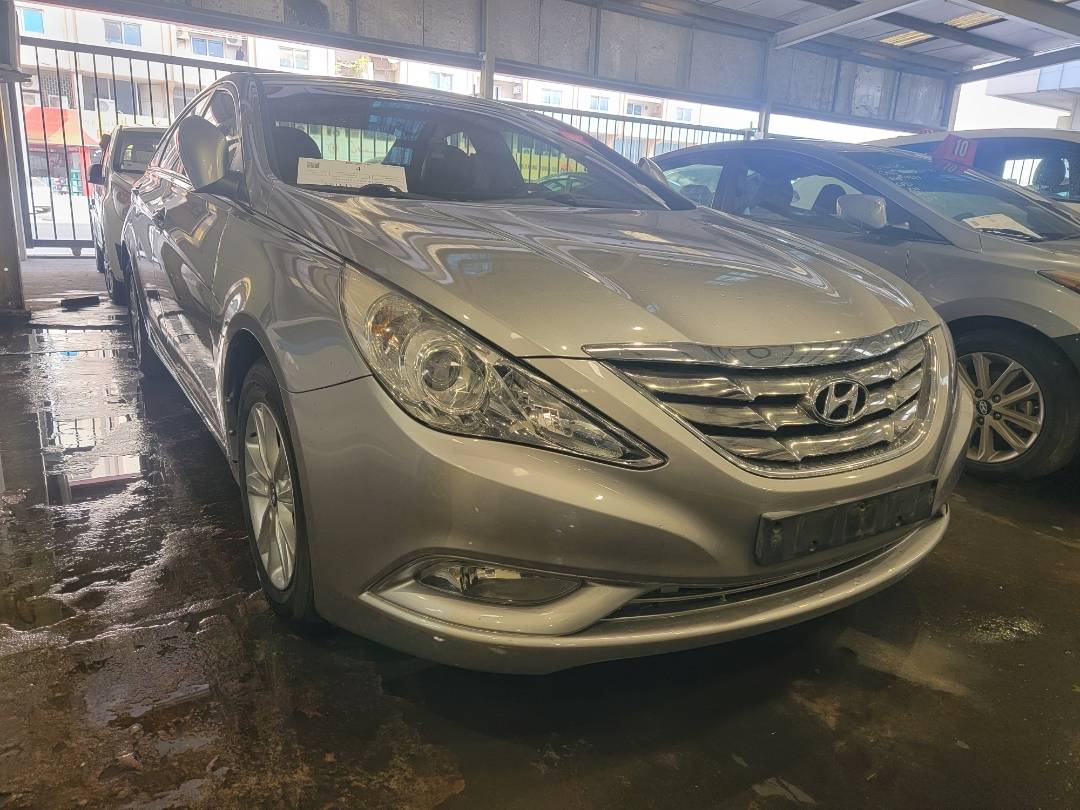 2011 HYUNDAI SONATA — 97076 KM — Lot 326926 — Main - Marhaba Auctions Used Cars - Image 5