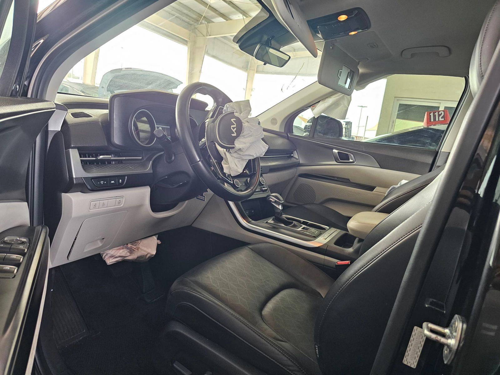 KIA CARNIVAL LX 2022 - Marhaba Auction Used Cars - Image 8