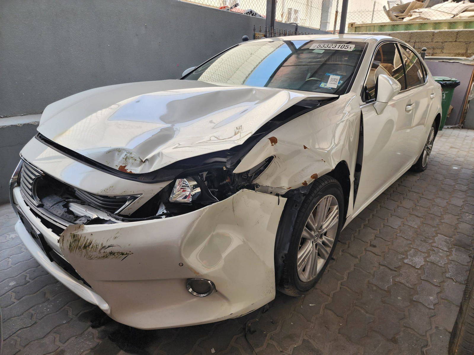 2015 LEXUS ES 350 — 139423 Miles — Lot 2206116 — Ind. 12 - Marhaba Auctions Used Cars - Image 5