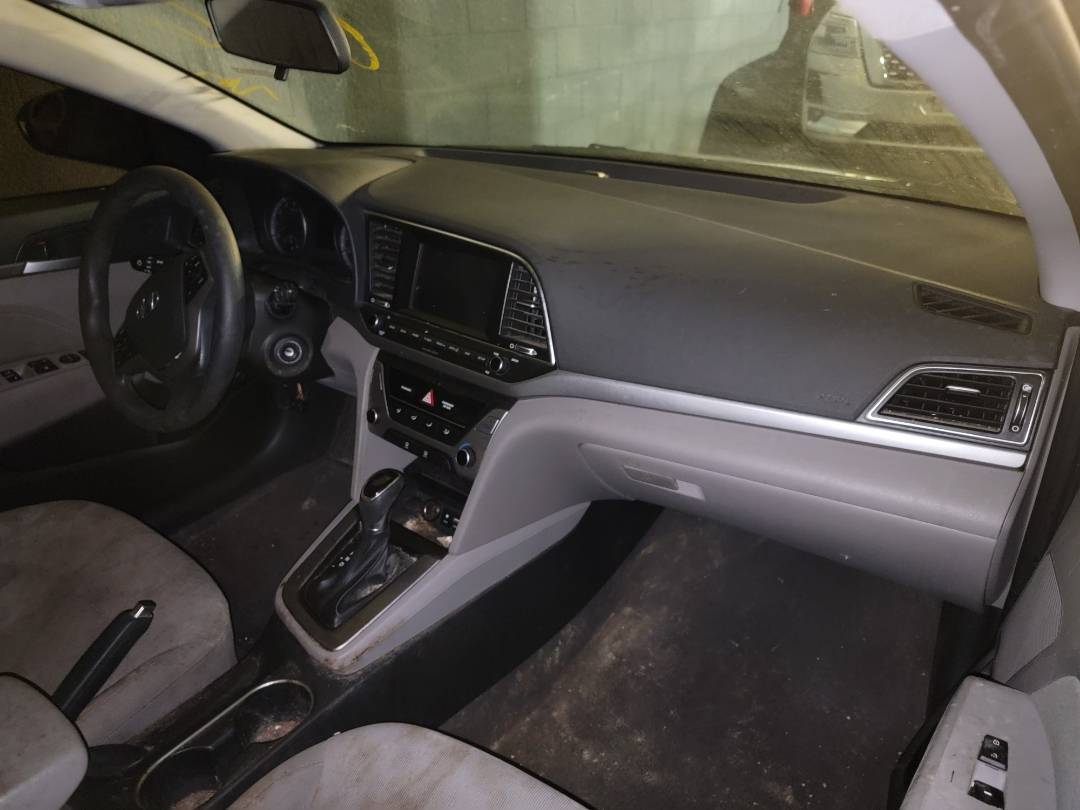 2018 HYUNDAI ELANTRA — 100368 Miles — Lot 330266 - Marhaba Auctions Used Cars - Image 6