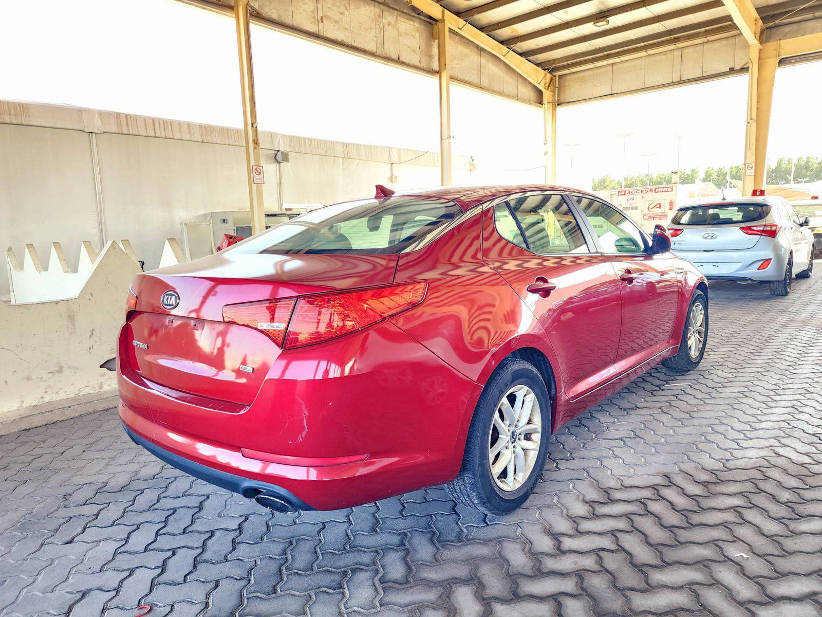 2011 KIA OPTIMA — 195294 Miles — Lot 40348127 — Souq - Marhaba Auctions Used Cars - Image 3