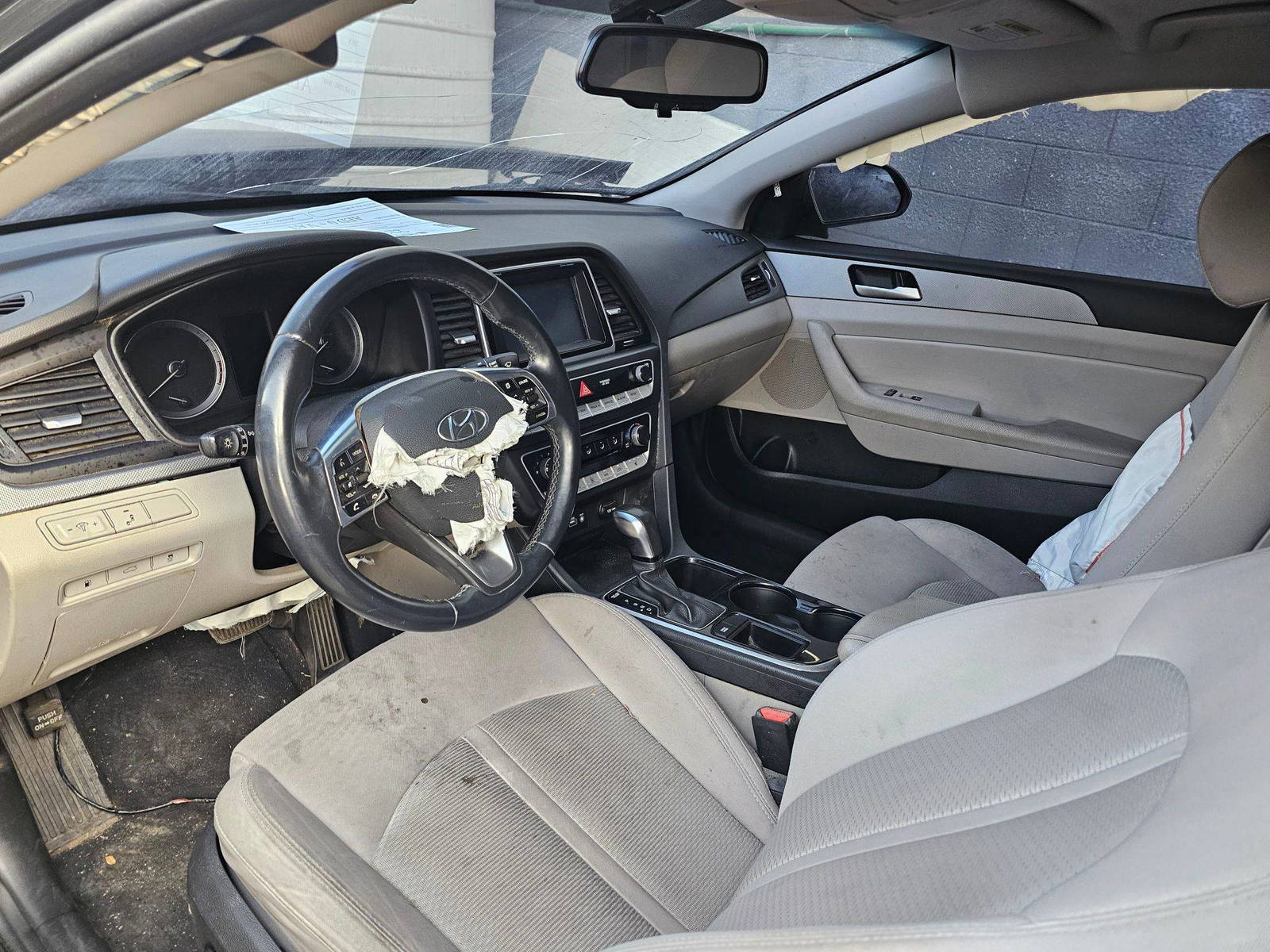 HYUNDAI SONATA 2018 - Marhaba Auction Used Cars - Image 7