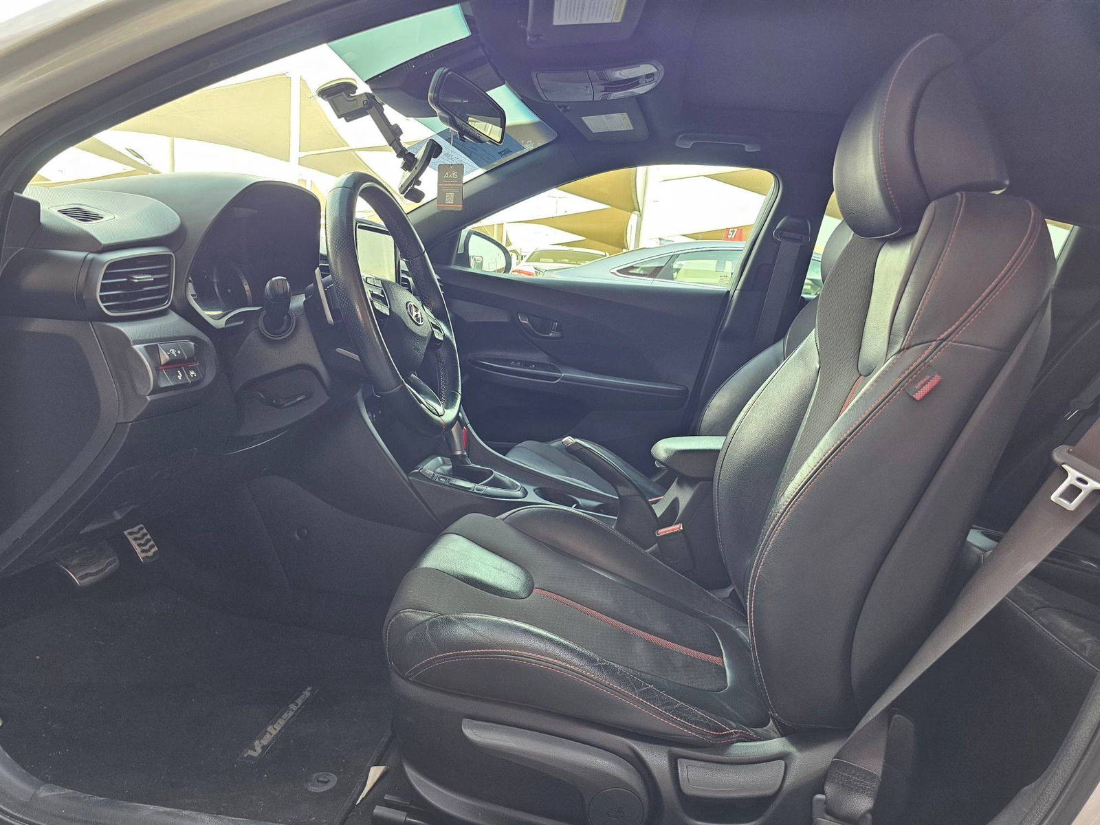 2020 HYUNDAI VELOSTER — 54614 Miles — Lot 0LU028544 — Souq - Marhaba Auctions Used Cars - Image 9