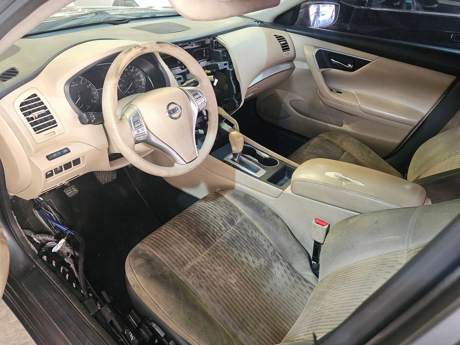 2016 NISSAN ALTIMA — 180897 Miles — Lot 72021155 — Main - Marhaba Auctions Used Cars - Image 8