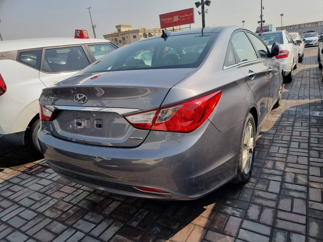 2012 HYUNDAI SONATA — 223032 Miles — Lot 2CH341615 — Ind. 12 - Marhaba Auctions Used Cars - Image 4