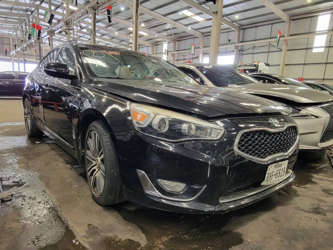 2014 KIA CADENZA — 170741 Miles — Lot 834089 — Souq - Marhaba Auctions Used Cars - Image 4