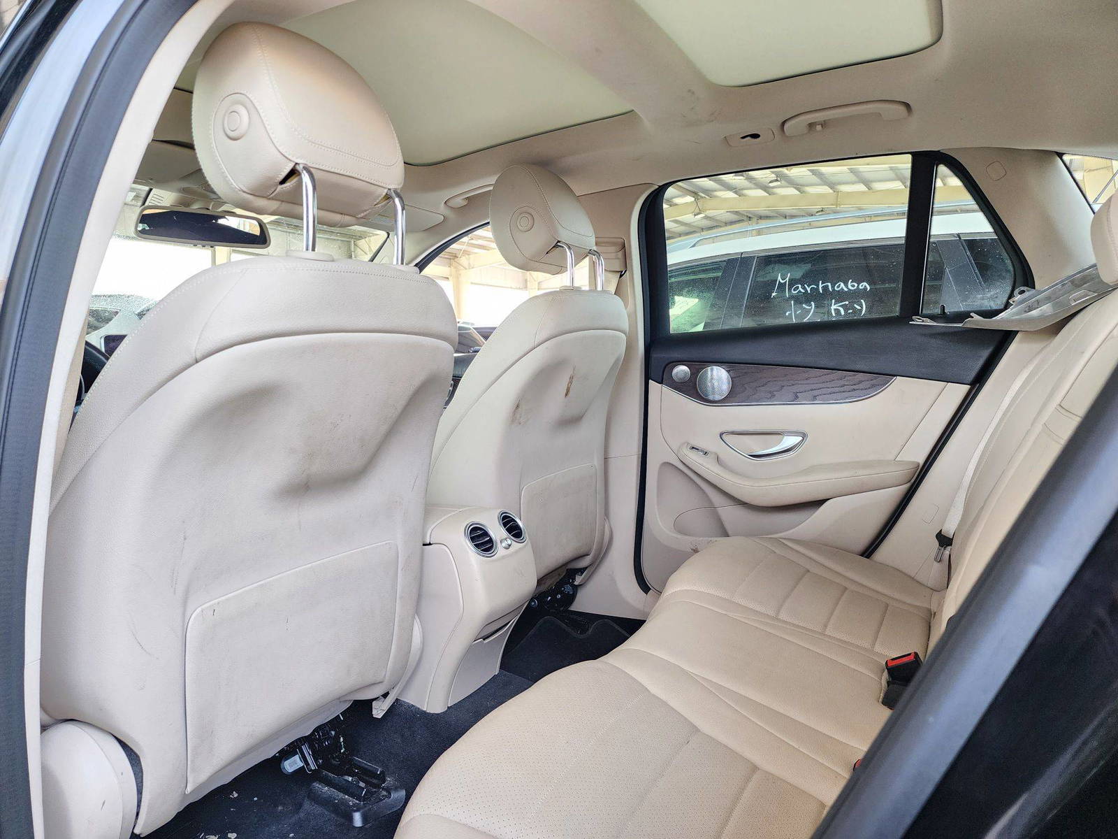 2019 MERCEDES BENZ GLC-300 — 37394 Miles — Lot 85082 — Souq - Marhaba Auctions Used Cars - Image 6