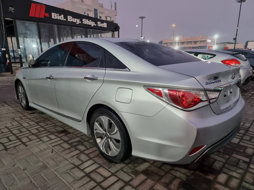 2013 HYUNDAI SONATA — 134384 Miles — Lot 215487 — Ind. 12 - Marhaba Auctions Used Cars - Image 5