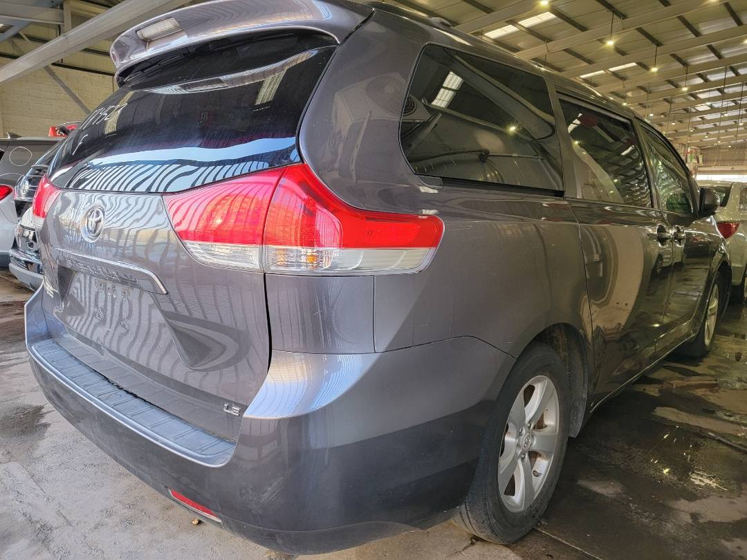 2011 TOYOTA SIENNA — 192443 Miles — Lot 50797084 — Souq - Marhaba Auctions Used Cars - Image 3