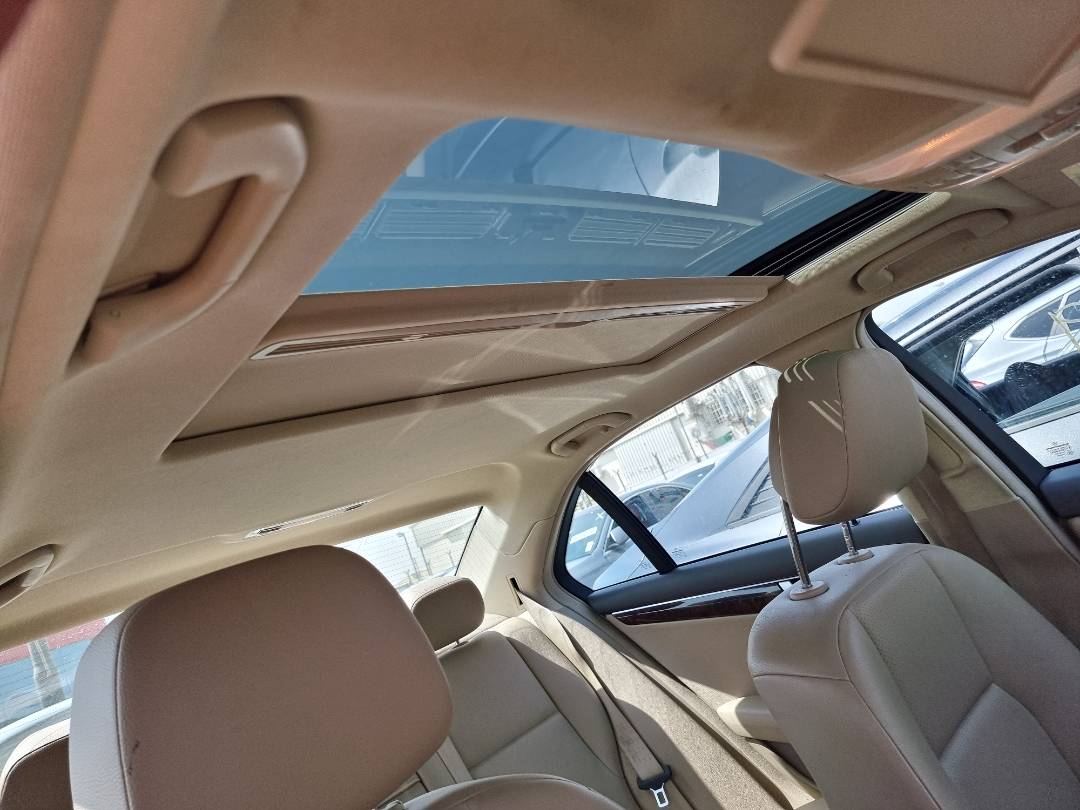 MERCEDES BENZ C300 2013 - Marhaba Auction Used Cars - Image 10