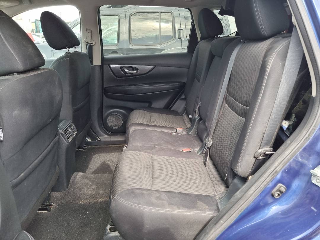 2018 NISSAN ROGUE — 172873 KM — Lot 215487 — Souq - Marhaba Auctions Used Cars - Image 6