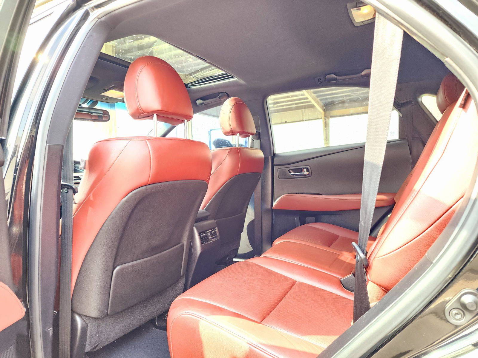 2015 LEXUS RX 350 — 120798 Miles — Lot 71060824 — Souq - Marhaba Auctions Used Cars - Image 6