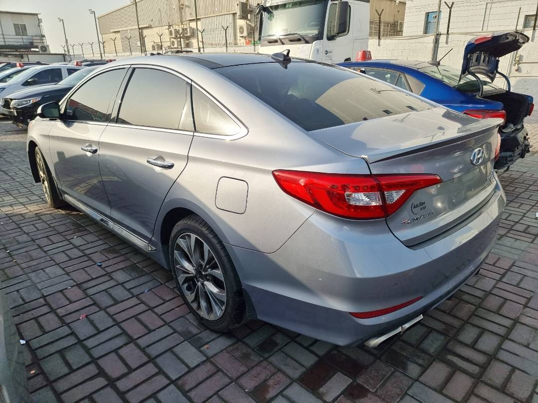 2015 HYUNDAI SONATA — 152166 Miles — Lot 125487 — Ind. 12 - Marhaba Auctions Used Cars - Image 5