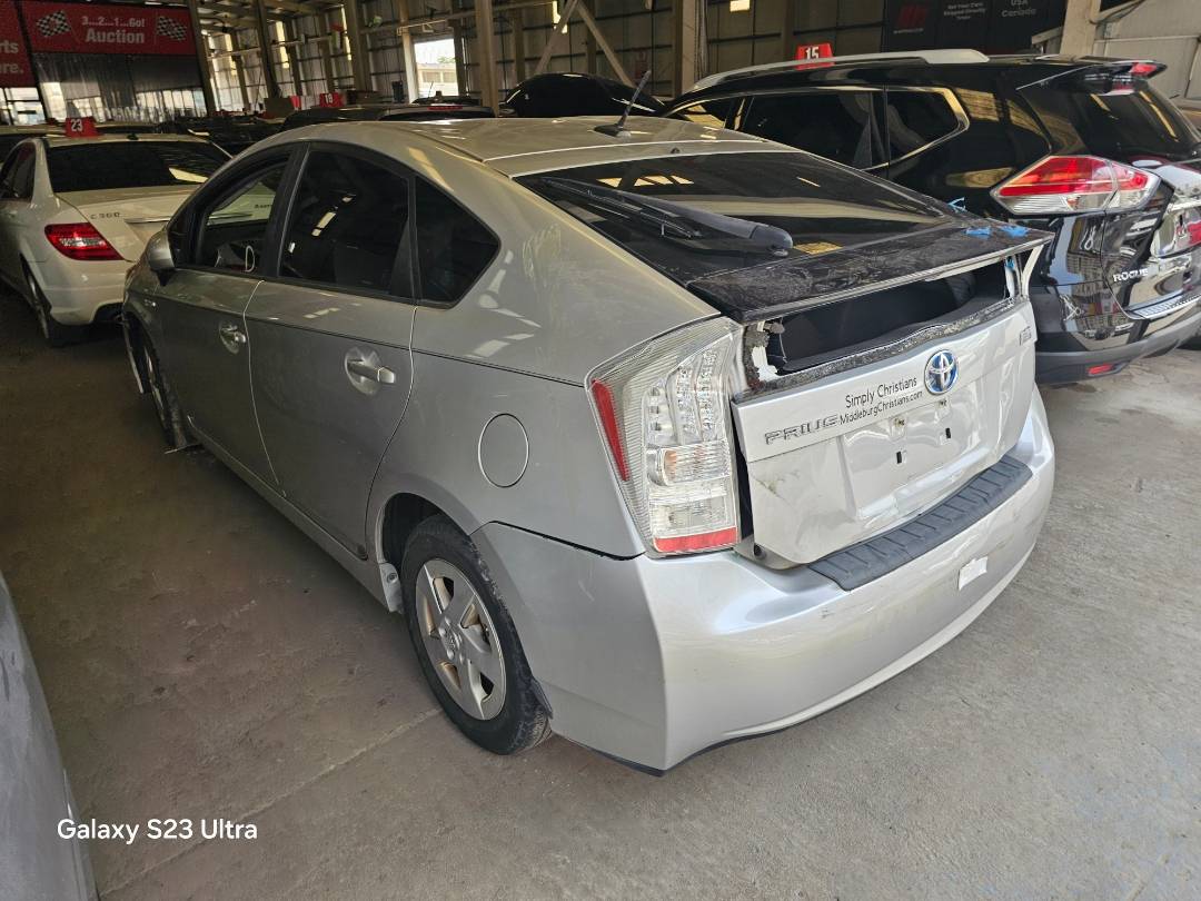 2011 TOYOTA PRIUS — 140008 Miles — Lot B0259024 — Main - Marhaba Auctions Used Cars - Image 6