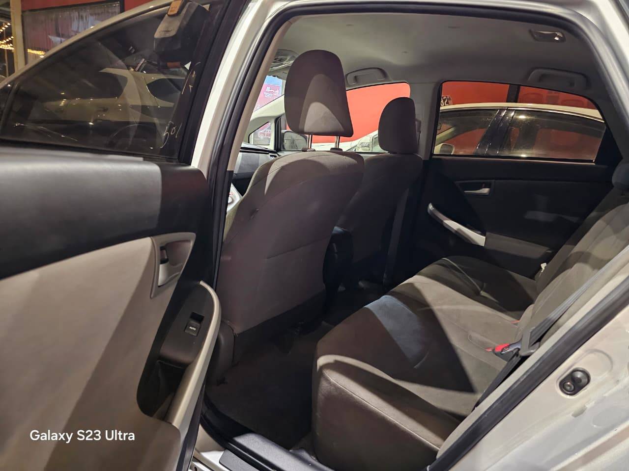 2015 TOYOTA PRIUS — 180314 Miles — Lot 0448042 — Main - Marhaba Auctions Used Cars - Image 7