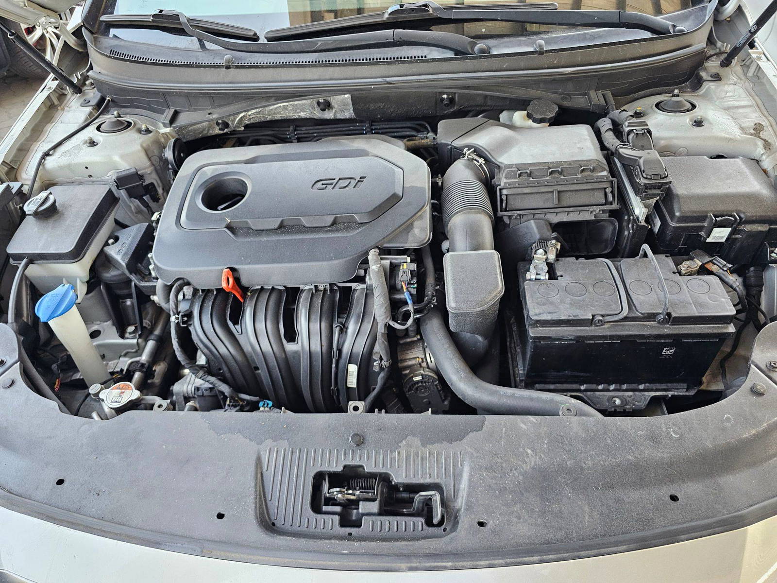 2016 HYUNDAI SONATA — 127606 Miles — Lot 9GH408455 — Souq - Marhaba Auctions Used Cars - Image 11