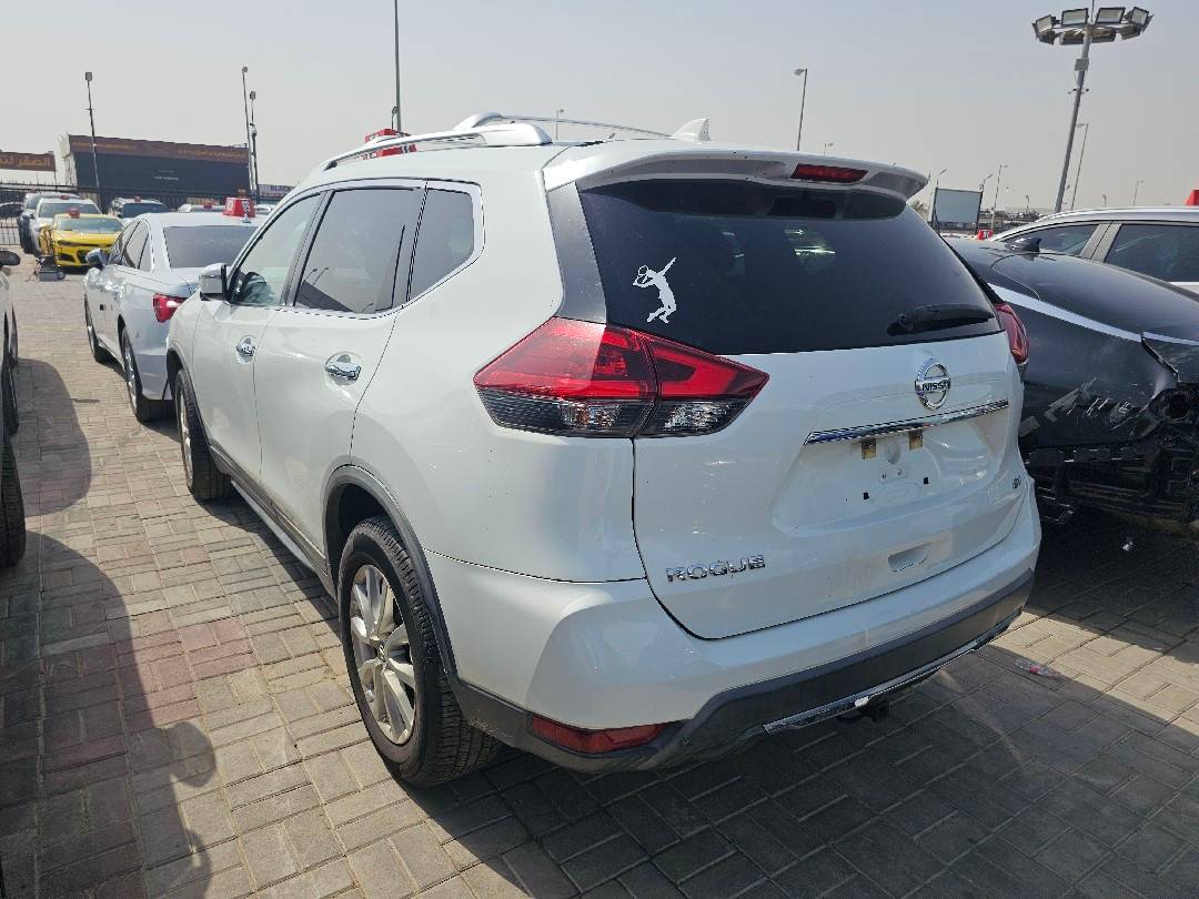 NISSAN ROGUE