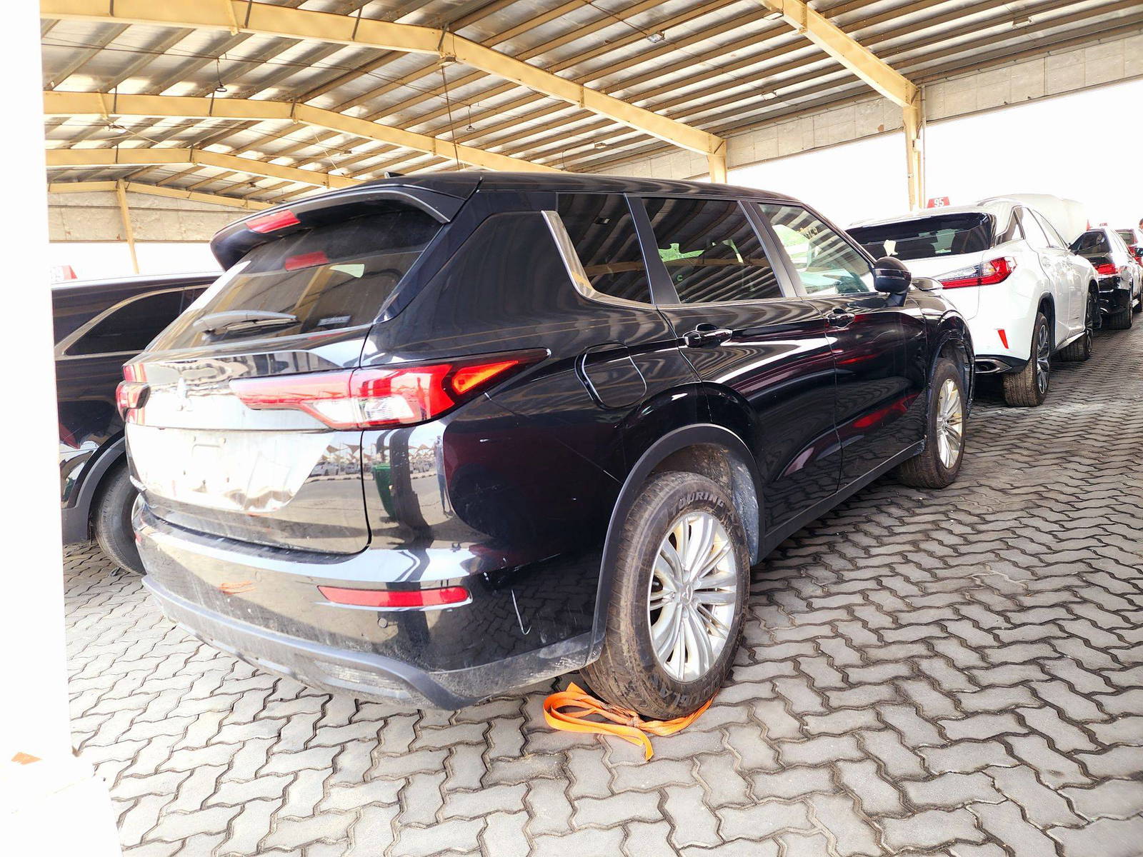 2022 MITSUBISHI OUTLANDER — 94858 Miles — Lot 41239469 — Souq - Marhaba Auctions Used Cars - Image 3
