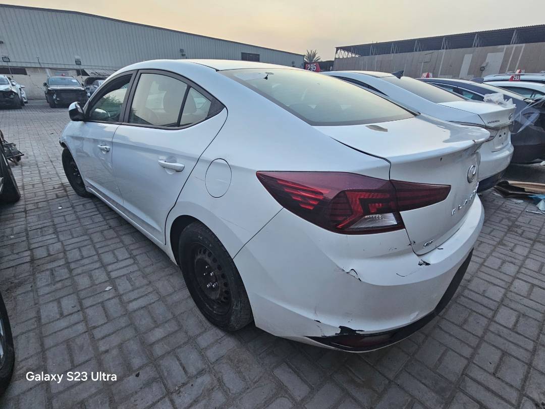 2019 HYUNDAI ELANTRA — 184045 Miles — Lot 6767821 — Ind. 12 - Marhaba Auctions Used Cars - Image 4
