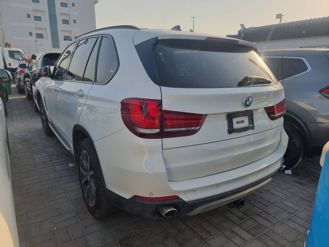 2015 BMW X5 SDRIVE35I — 157872 Miles — Lot 64110 — Souq - Marhaba Auctions Used Cars - Image 5