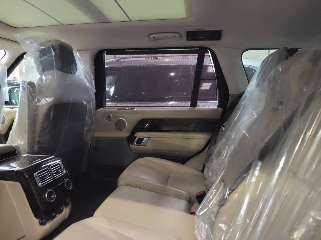 2020 LAND ROVER RANGE ROVER — 32973 Miles — Lot A583582 — AutoBaba - Marhaba Auctions Used Cars - Image 7