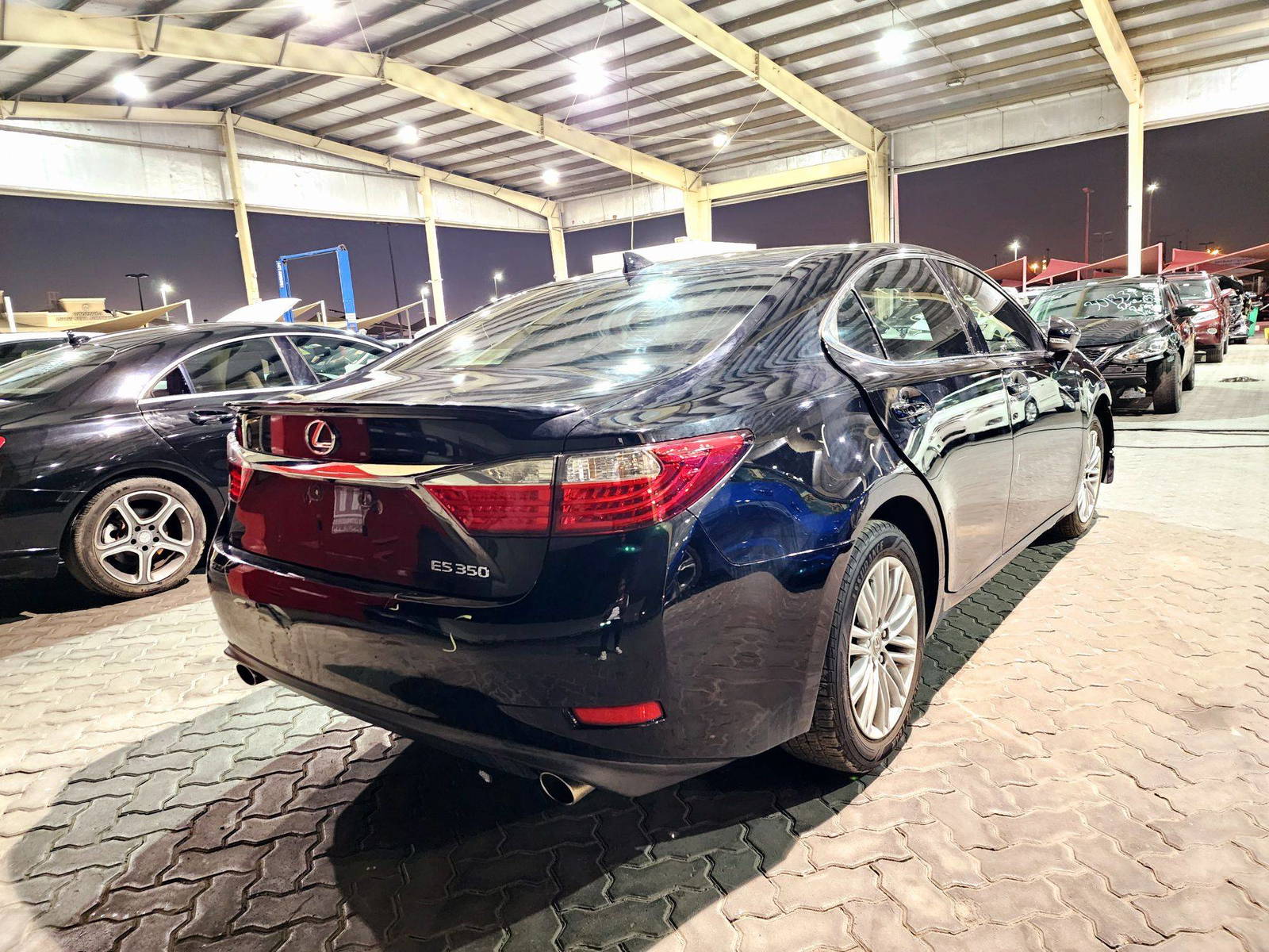2015 LEXUS ES 350 — 126262 Miles — Lot F2206247 — Main - Marhaba Auctions Used Cars - Image 3