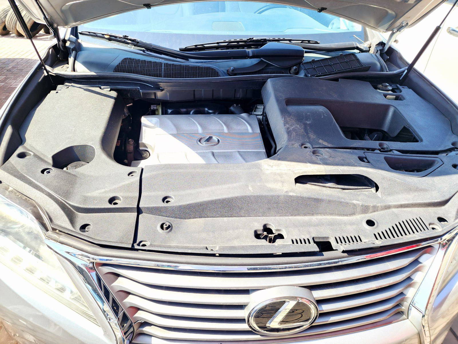 2013 LEXUS RX 350 — 93019 Miles — Lot 81900254 — Souq - Marhaba Auctions Used Cars - Image 12