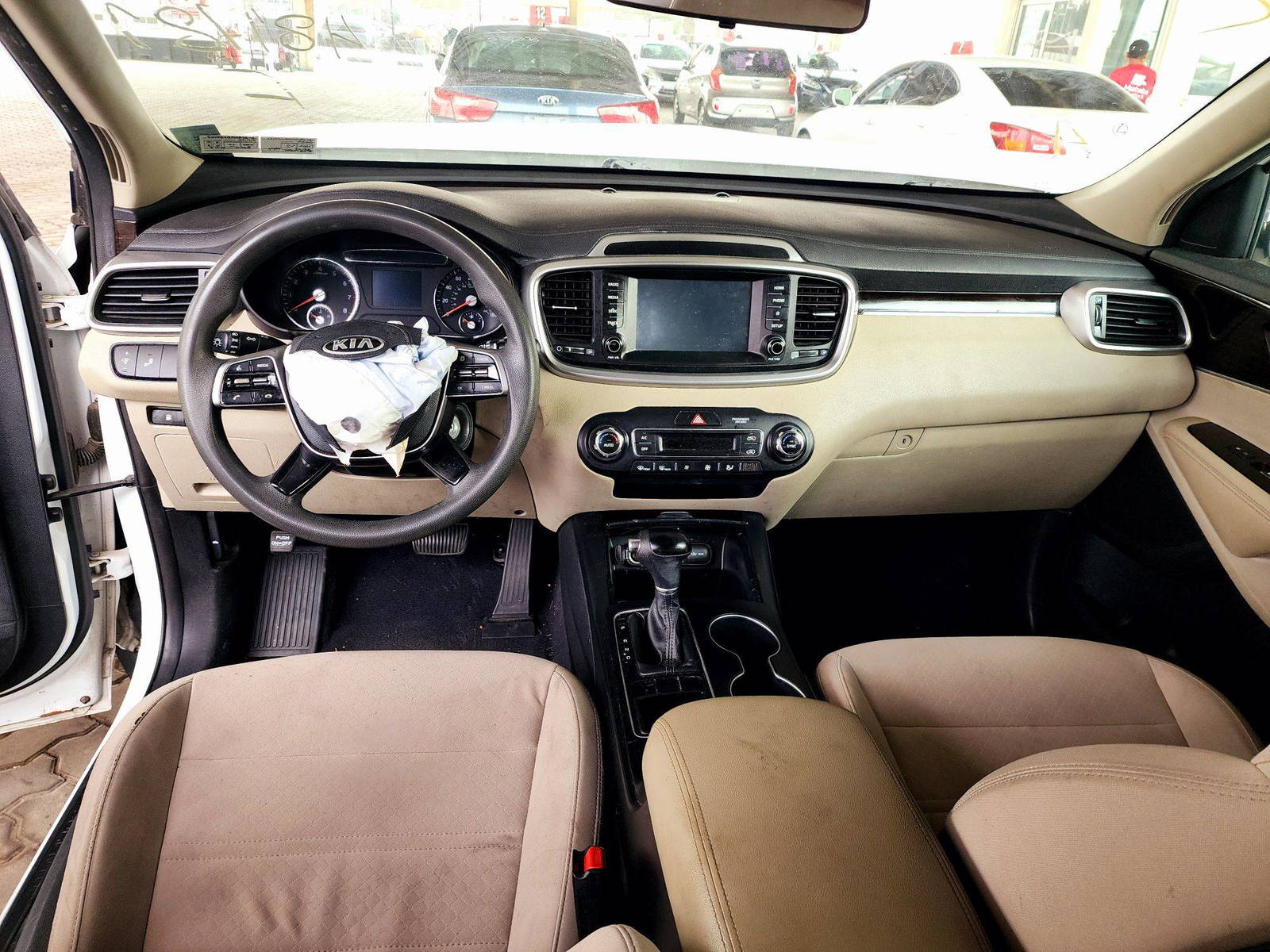 2019 KIA SORENTO — 66851 Miles — Lot 73513764 — Souq - Marhaba Auctions Used Cars - Image 7
