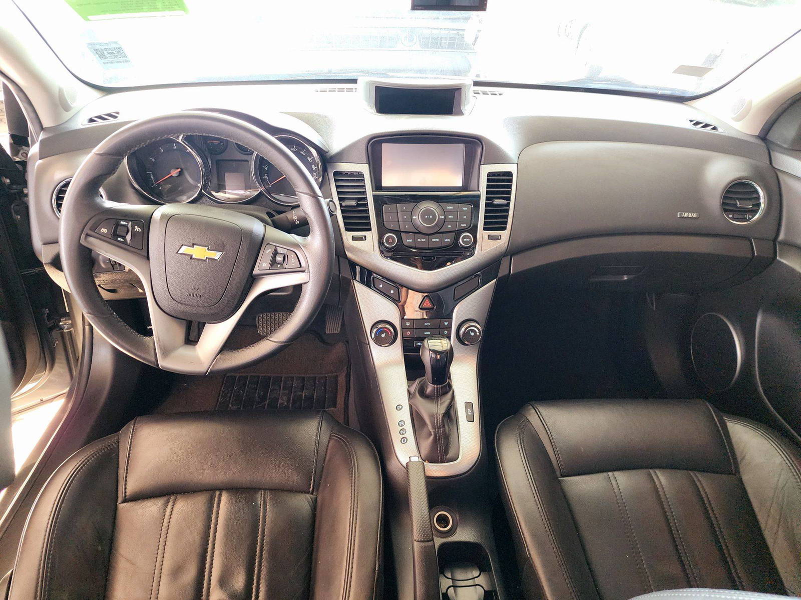 2011 CHEVROLET CRUIZE — 99644 KM — Lot 140642 — Souq - Marhaba Auctions Used Cars - Image 7